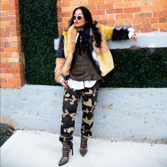 Strapless Peplum Top with Bustle Back - Picture 2 of 6